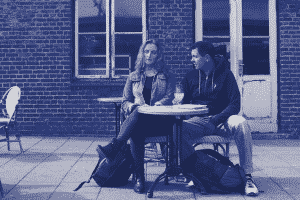 Parterapi i Hillerød. ViTales Terapi. Modelfoto af par i krise